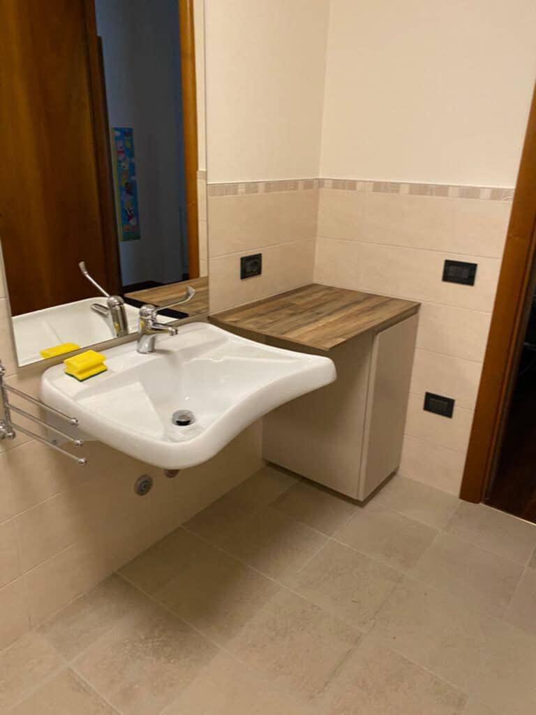 Rifacimento Ristrutturazione bagni per disabili Vicenza