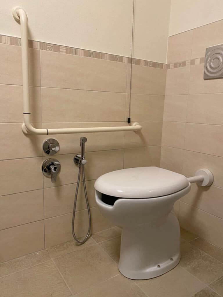 Rifacimento Ristrutturazione bagni per disabili a Vicenza